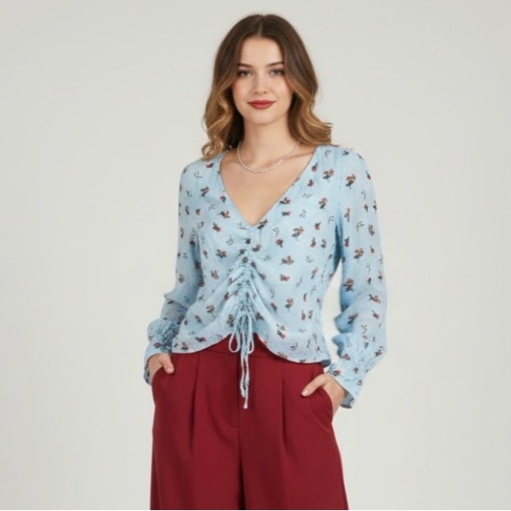 🚨4X$25🚨 UO Floral Blue Women's Top